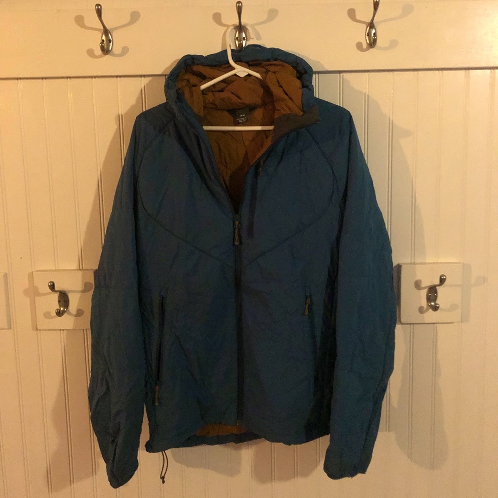 OUTDOOR RESEARCH INSULATED JACKET.